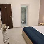 Rum i privatbostad Mmm Train Station 2 *