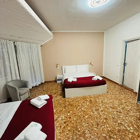 Mmm Train Station 2 Rum i privatbostad Mestre