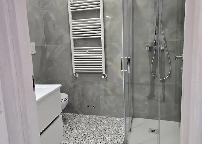 Mmm Train Station 2 *