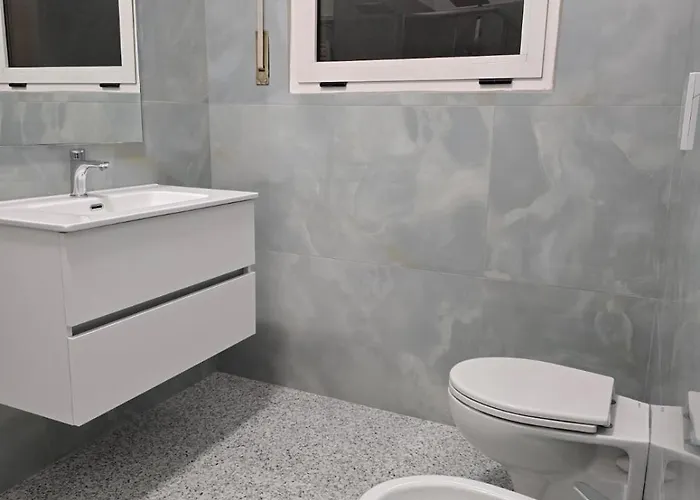 Mmm Train Station 2 *