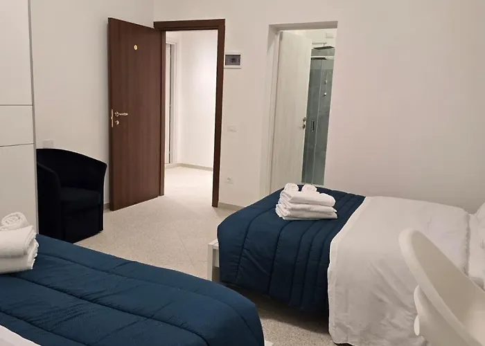 Mmm Train Station 2 ホームステイ *