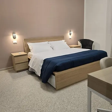 Mmm Train Station 2 *