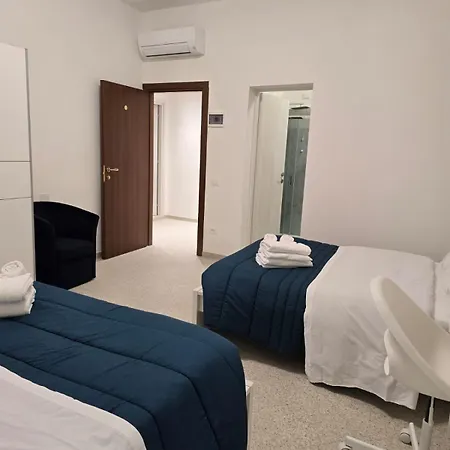 Mmm Train Station 2 Δωμάτια σε οικογενειακή κατοικία *