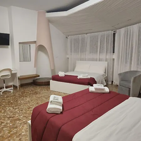 Mmm Train Station 2 Rum i privatbostad