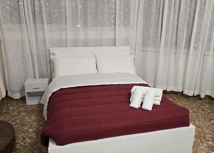 Mmm Train Station 2 メストレ