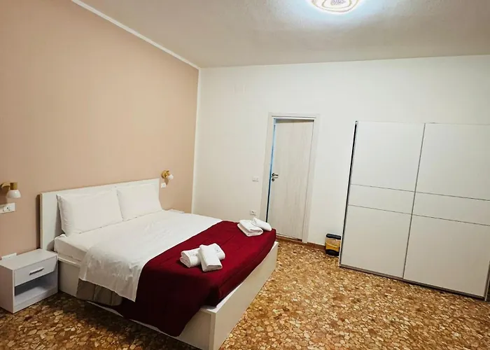 Privat bolig Mmm Train Station 2 *