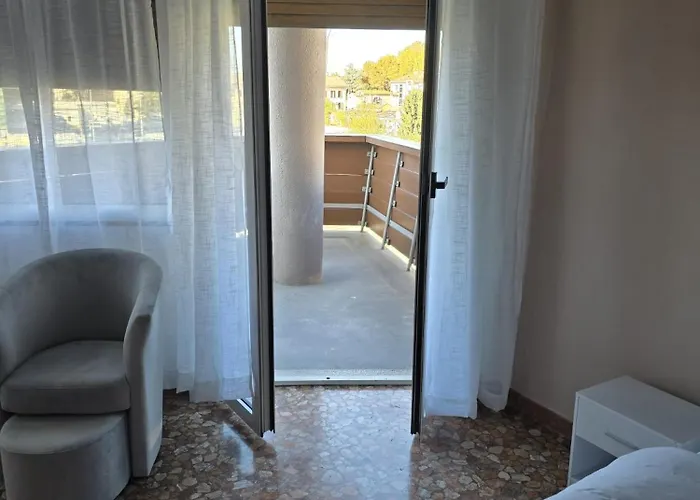 Mmm Train Station 2 *