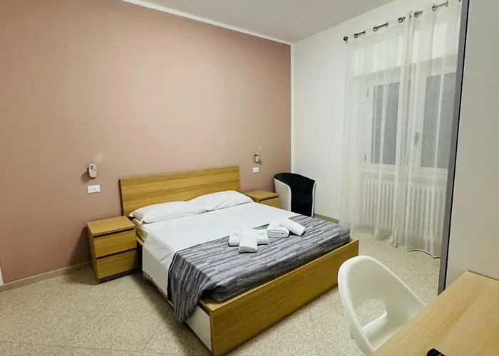 Mmm Train Station 2 Homestay szállás *