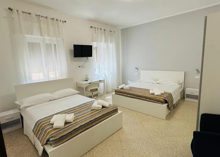 Mmm Train Station 2 *